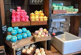 Lush2.jpg